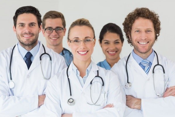 expert-MDs-and-legal-nurse-consultants medical record review by nurses